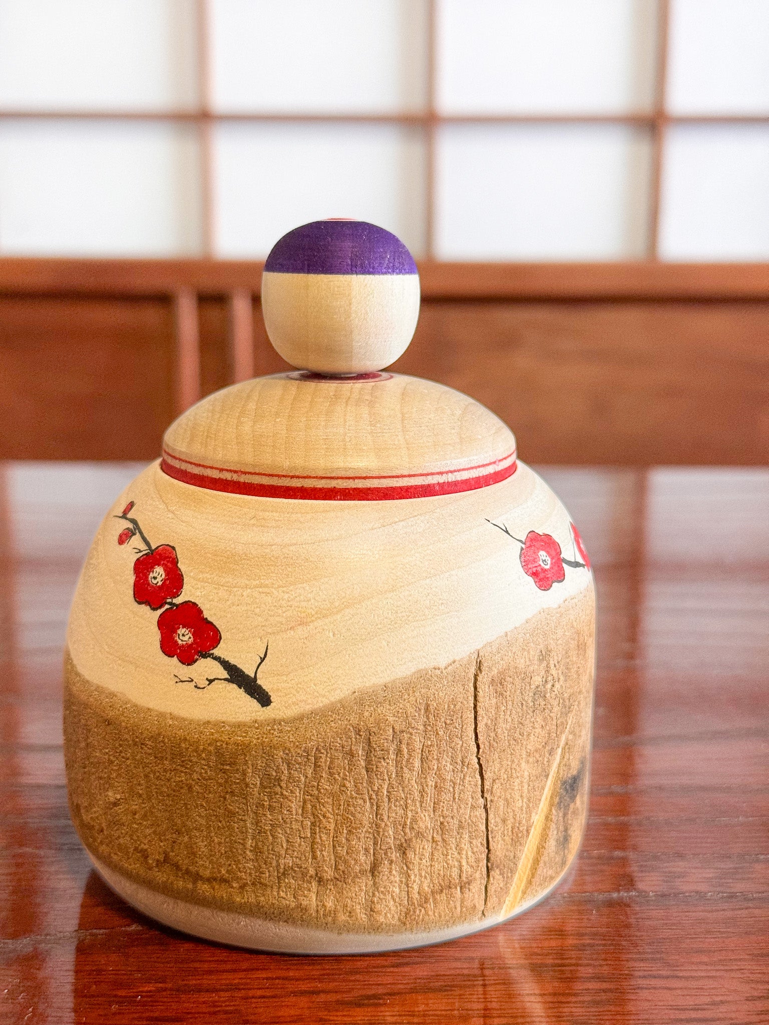 Kokeshi boite fermee de dos