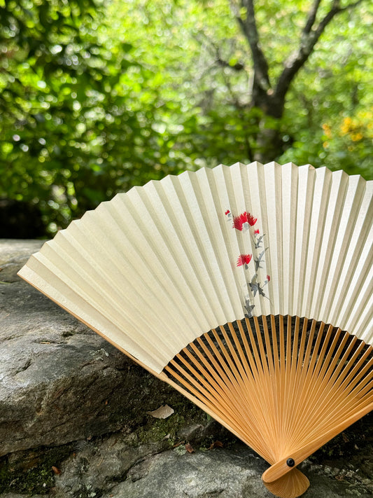 Éventail Traditionnel Japonais Fleurs de Chardon rouges et roses